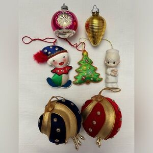 Set of 7 vintage Christmas ornaments Mix, 2 of them shiny bright.